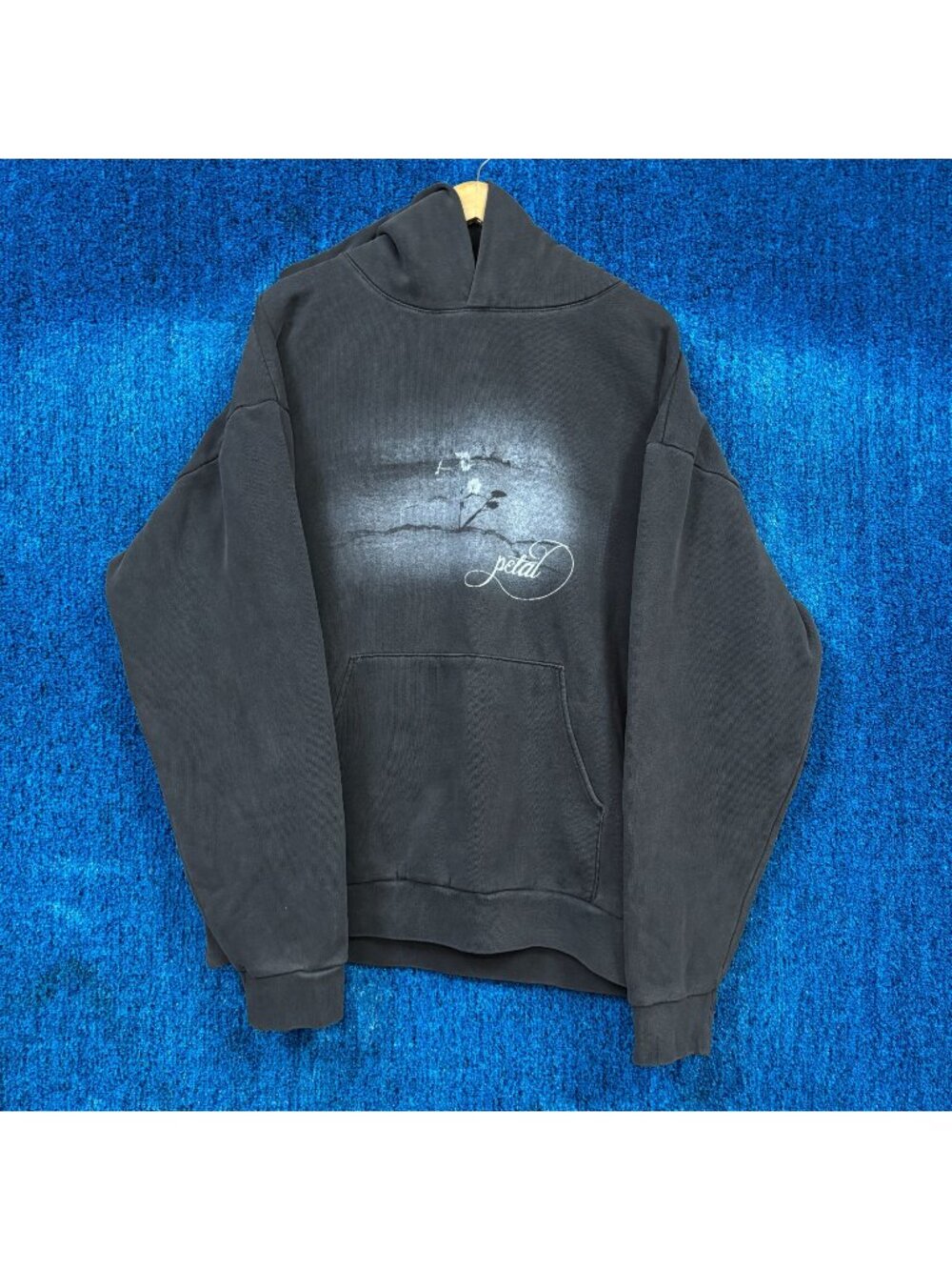 Arianna Grande Petal Tour Hoodie Size Extra Large